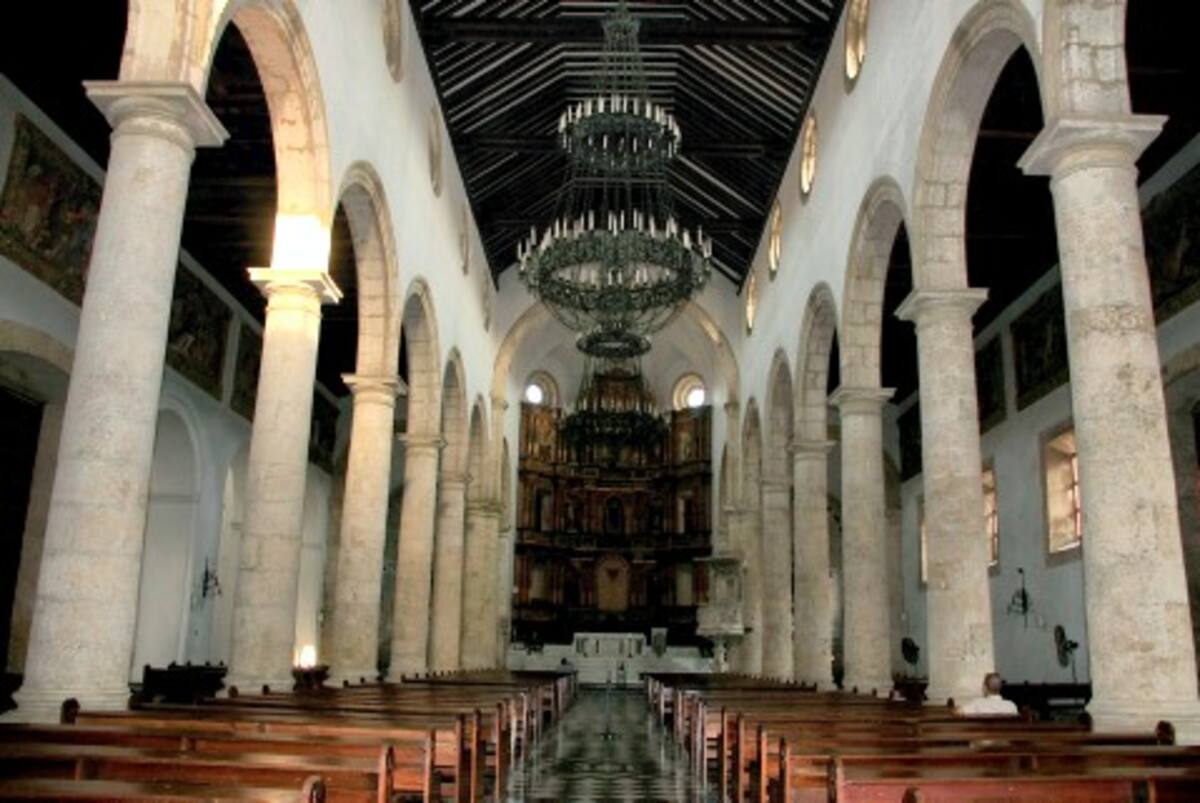 Catedral de Cartagena: majestuosa y imponente.