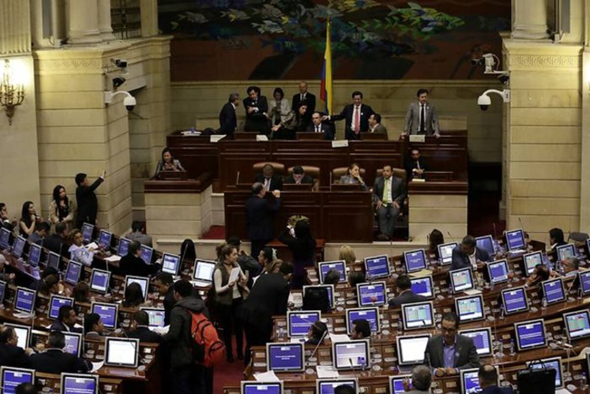 Este martes, a las 4:00 de la tarde, el Senado de la República votará si se lleva a las urnas o no la Consulta Anticorrupción. Archivo