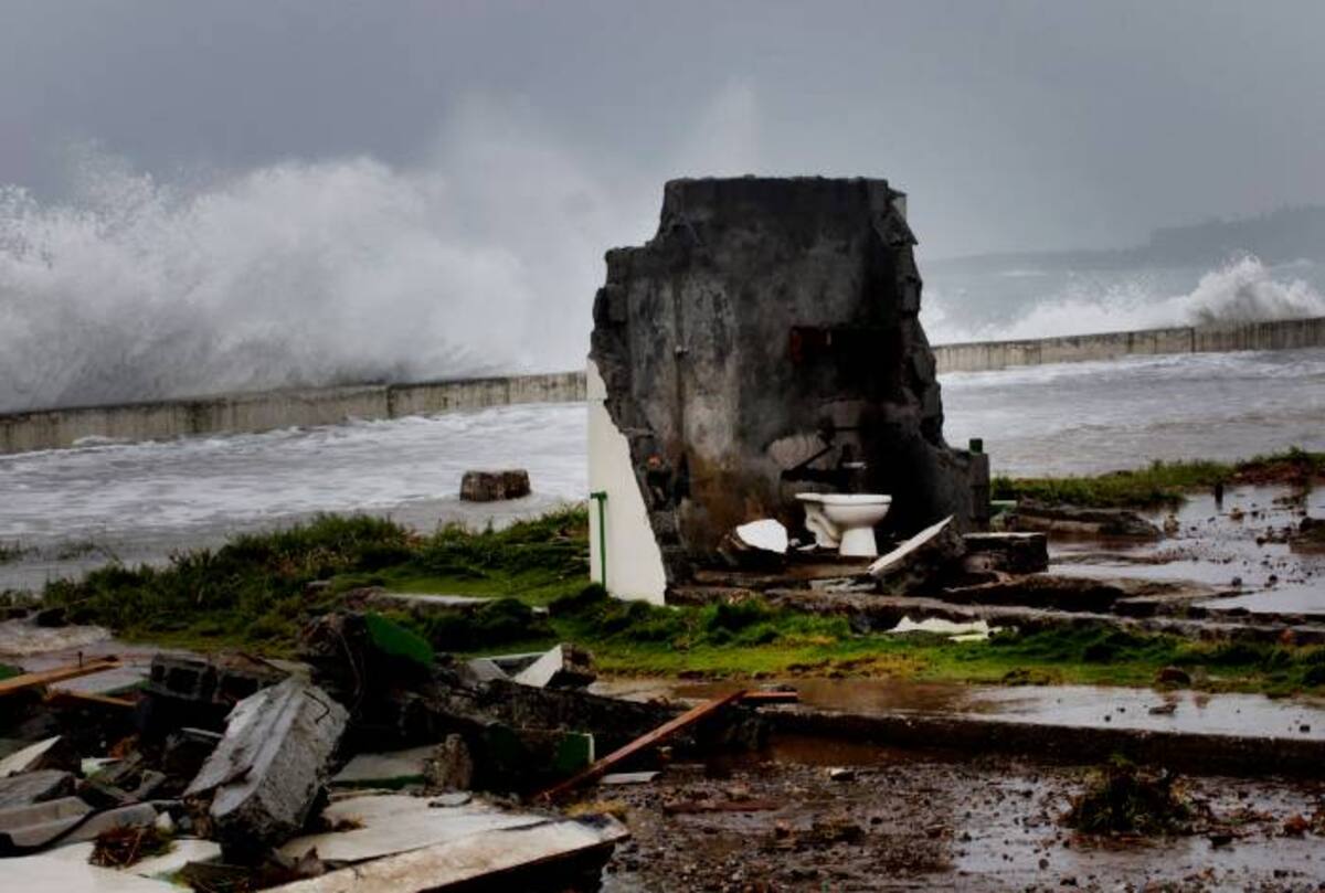 Isaacc causó daños en la cercana Baracoa, la ciudad más antigua de la isla de Cuba. AP Ramon Espinosa
