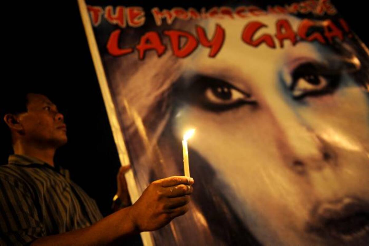 Lady Gaga enfurece a sus fanáticos. AFP