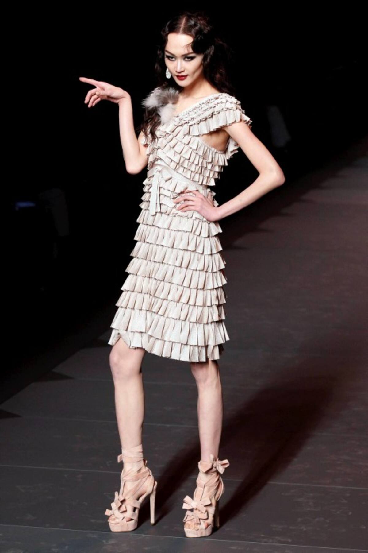 Ultimo de desfile de John Galliano con la casa Dior. AFP