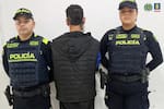 A prisión menor, de 17 años, que secuestró y torturó a 2 personas en una casa