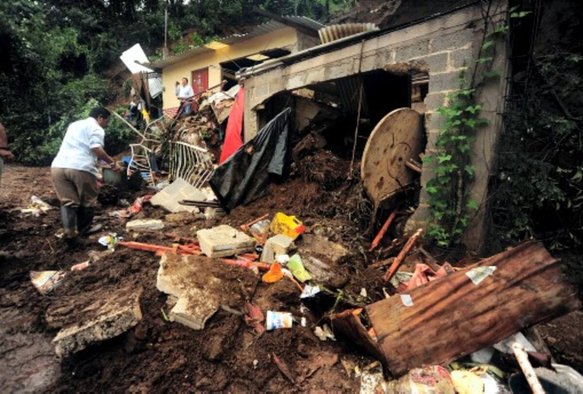 En los últimos cuarenta años del siglo XX las catástrofes naturales en América Central dejaron en el itsmo 57.000 muertos, 123.000 heridos y 10 millones de desplazados. AFP SERGIO HERNANDEZ