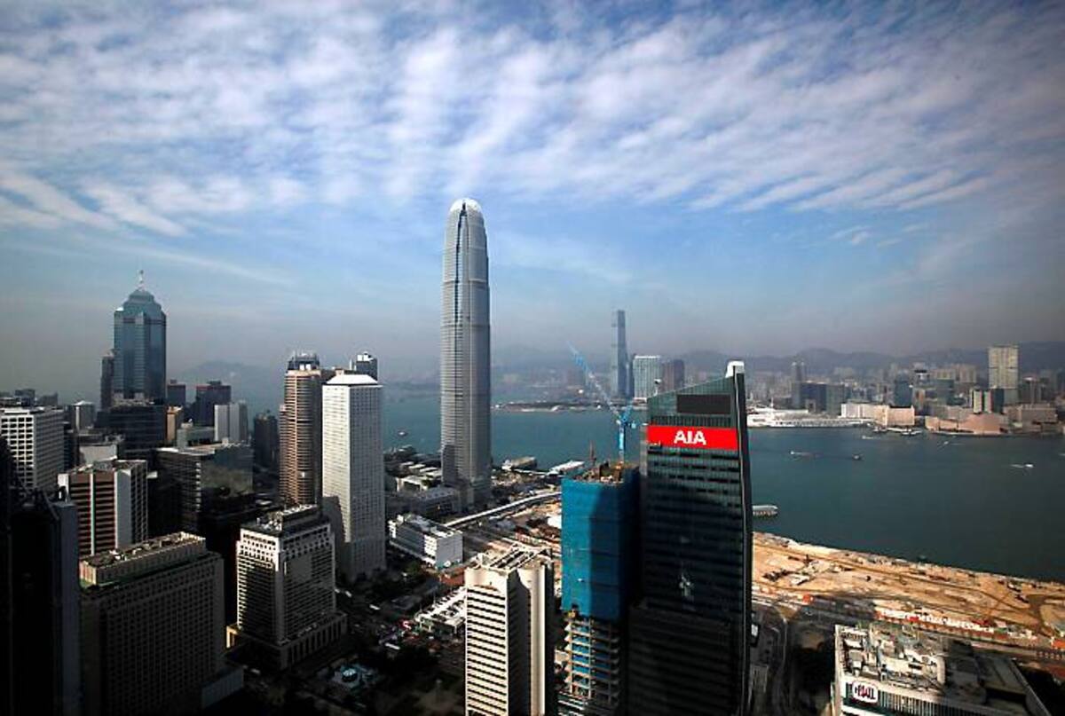 Hong Kong se convierte en un hito ya que por primera vez en la historia de este reporte económico ocupa el primer lugar desbancando a Estados Unidos y al Reino Unido. En América Latina Brasil desplazó de ese sitial a Chile que bajó al 31.