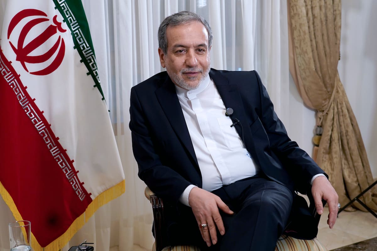 Irán niega reunión con Estados Unidos en Pakistán y desmiente rumores