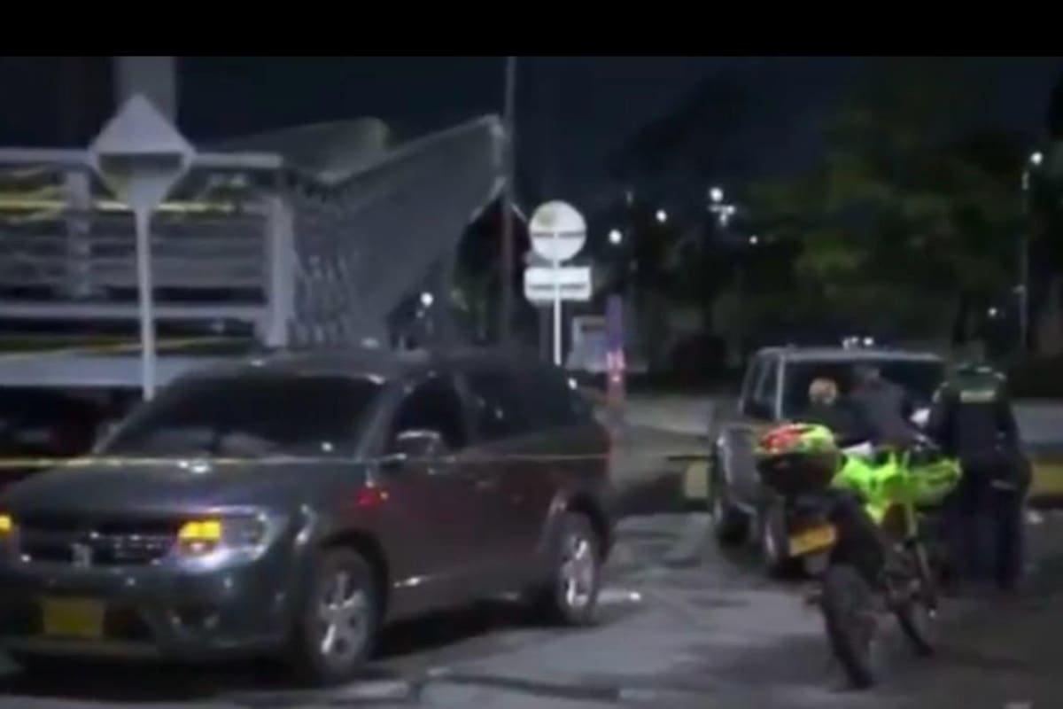 Policía se defendió de ladrones que intentaron robarle su camioneta: 2 abatidos y otro herido