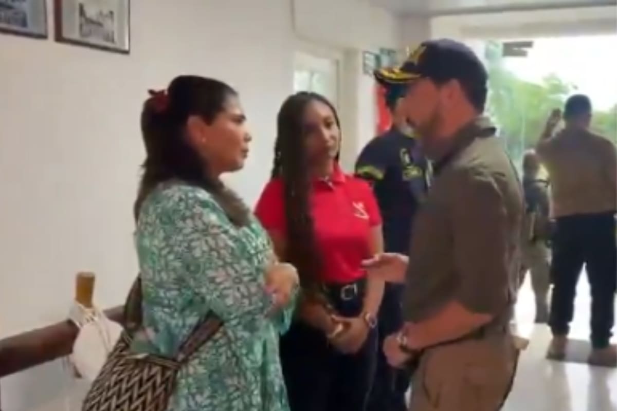 Dura advertencia de De la Espriella a congresista y a gobernadora de San Andrés: “estoy enterado”