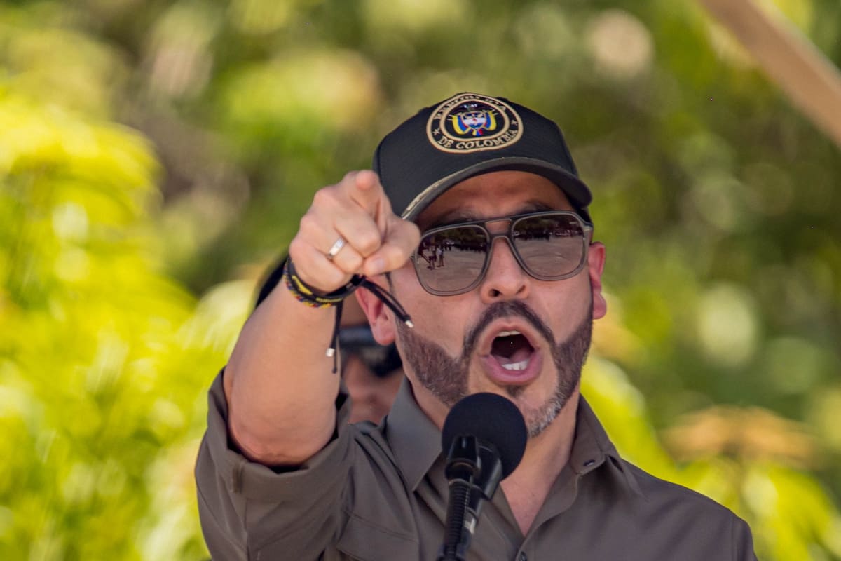 De la Espriella compara a Timochenko con Pablo Escobar e Iván Mordisco: “Igual de mafiosos”