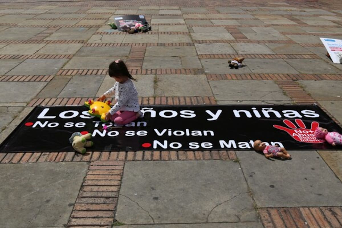 3 mujeres habrían abusado sexualmente de más de 70 niños: las investigan