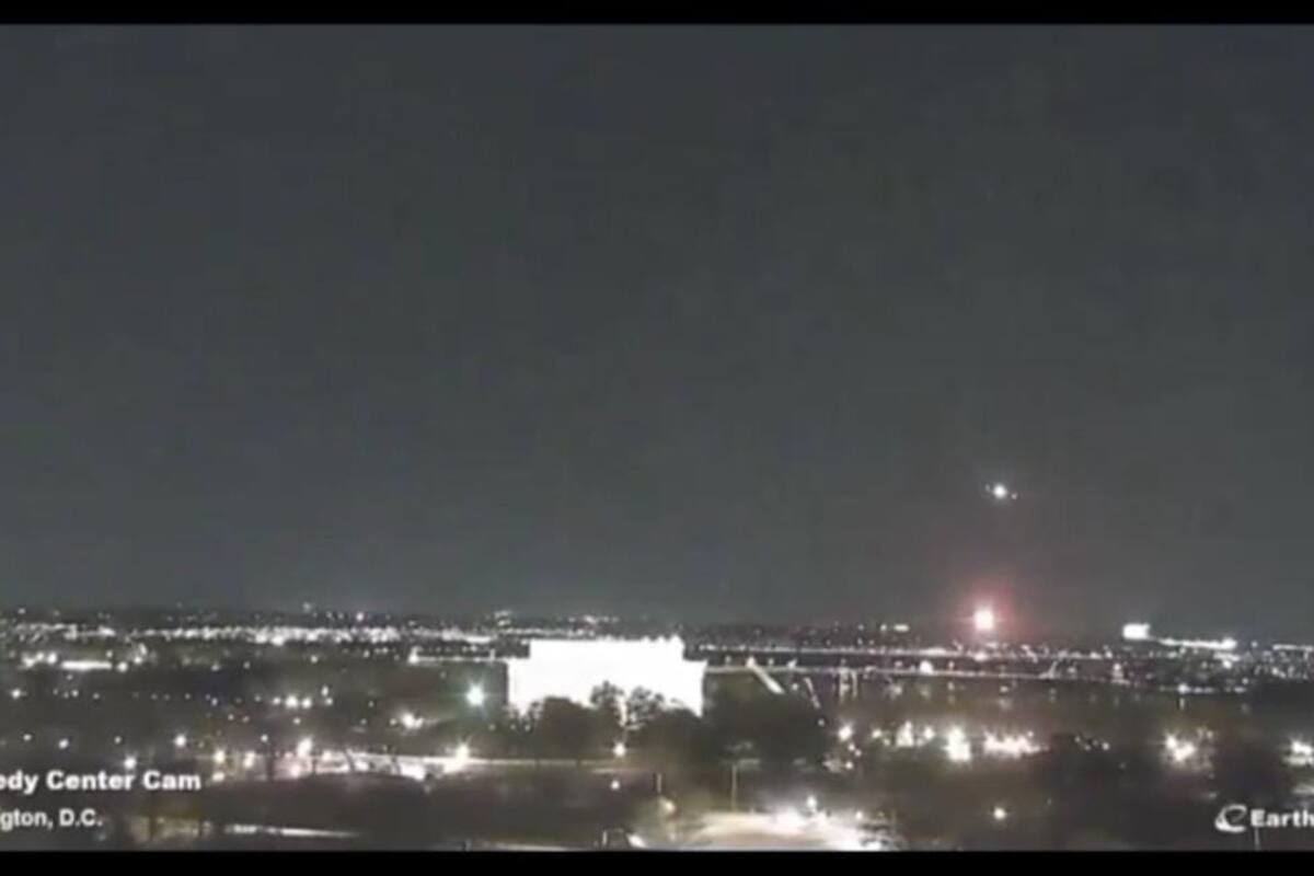 Video: así fue el accidente entre avión y helicóptero militar en Estados Unidos