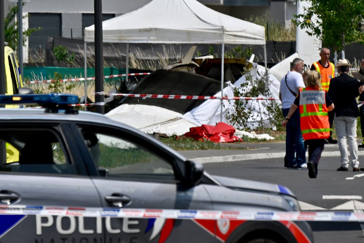 Accidente aéreo en Francia deja 11 personas fallecidas