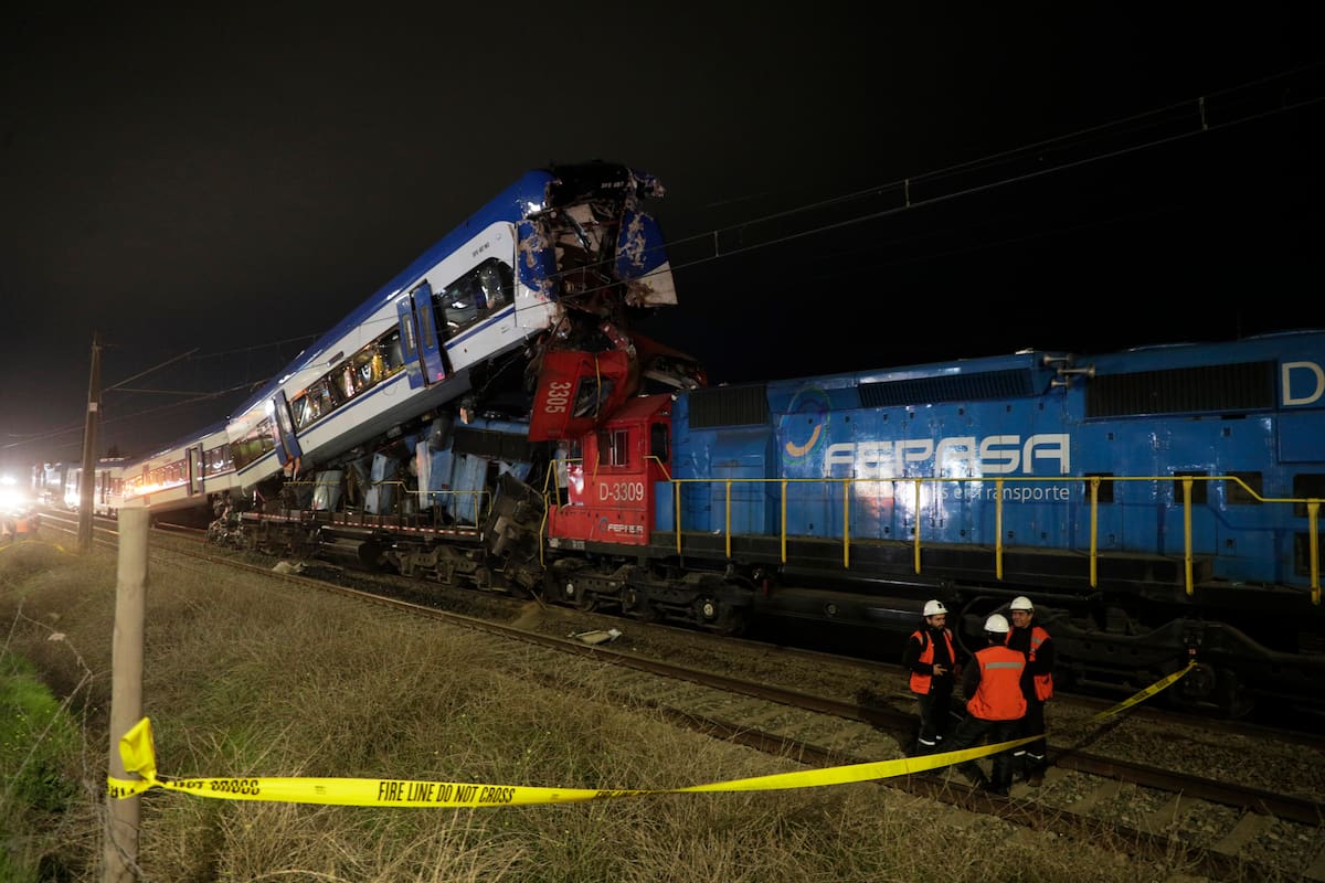 Accidente de trenes en Chile deja dos personas muertas