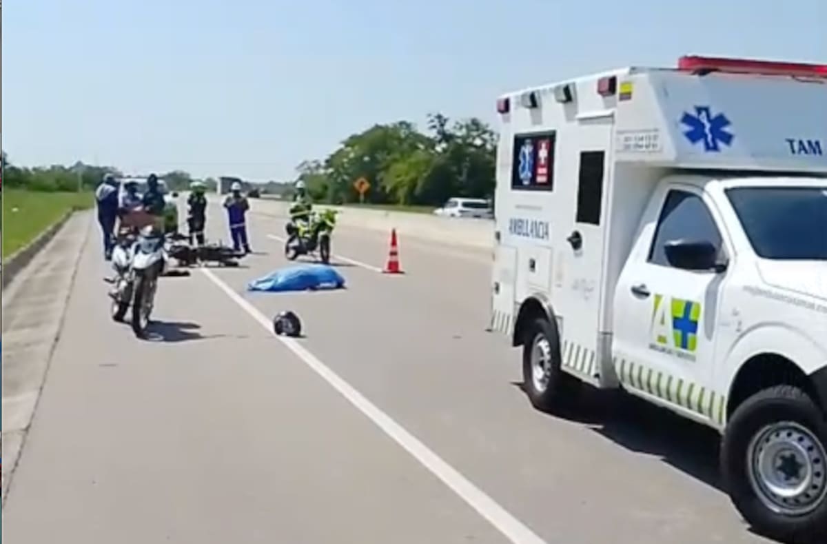 Esta es la escena del accidente donde están involucrados una motocicleta y un perro donde perdió la vida Kendy Bolaños Correa.//Cortesía Red de Cooperantes.