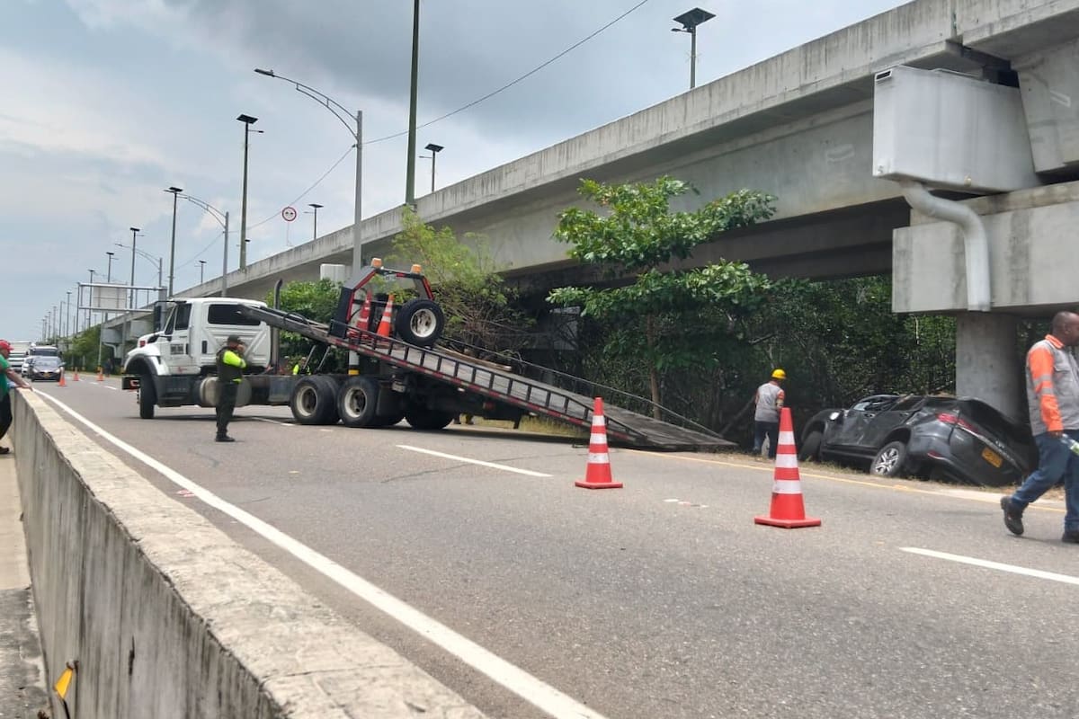 Video: así fue el impresionante accidente de una camioneta en La Boquilla; hay 2 heridos