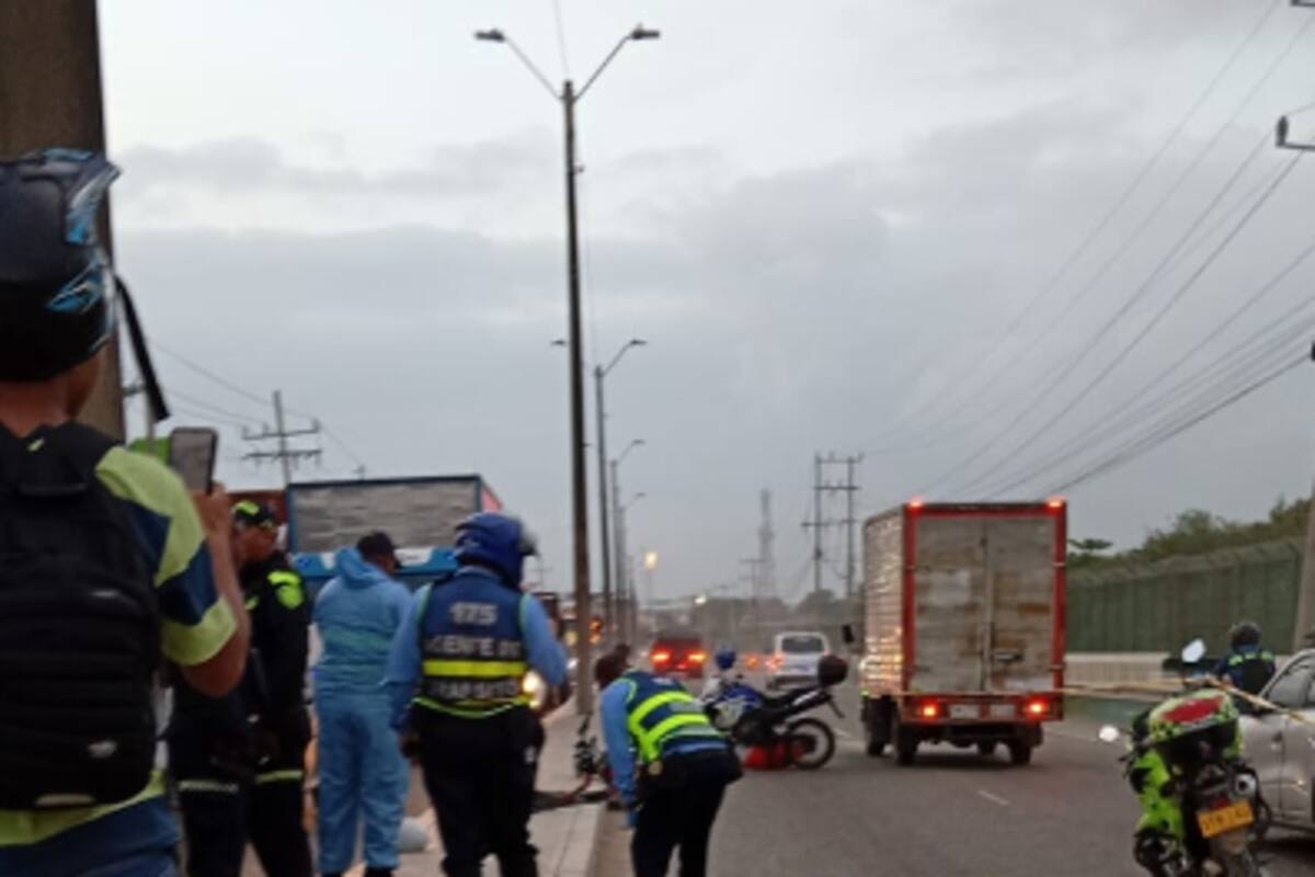 Murió motociclista en un terrible accidente en la vía a Mamonal: hay un herido
