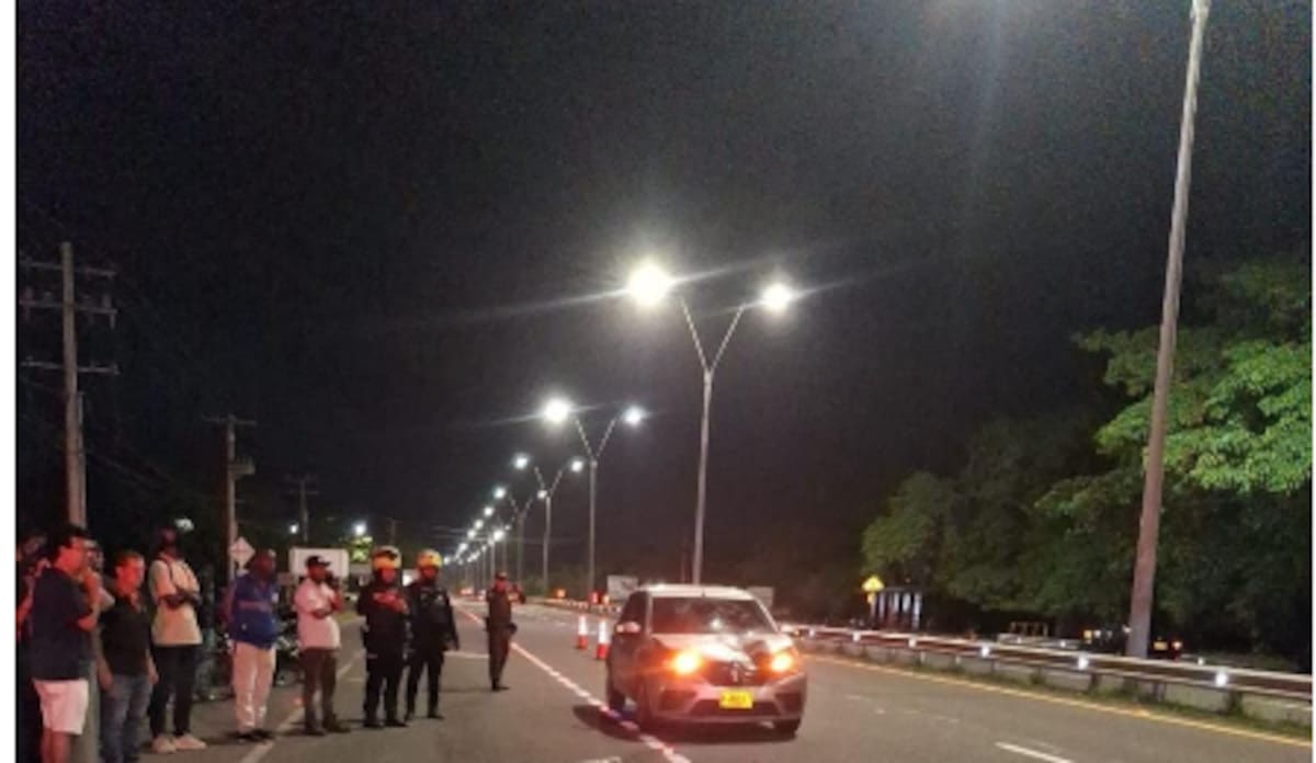 Un peatón muerto dejó accidente en la Vía del Mar. //FOTO POLICÍA NACIONAL.