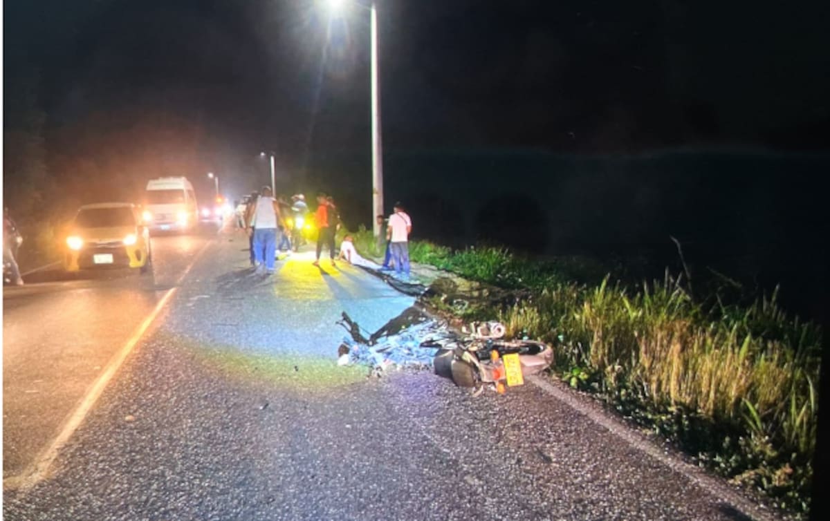 Un hombre muerto y una mujer herida dejó un fuerte accidente en la llamada Ruta 90, entre La Cordialidad y la Vía del Mar. //FOTO CAPTURA DE VIDEO.