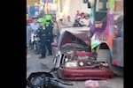 Video: carro quedó debajo de “chiva rumbera” en un fuerte choque en la Avenida Pedro Romero