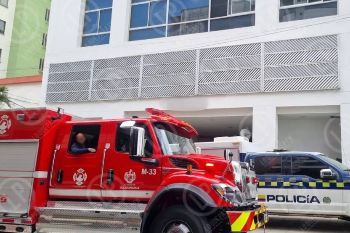Administradora de edificio murió al caer de tercer piso mientras hacía fotos