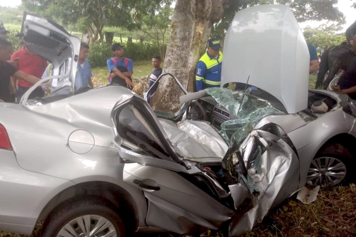 Una persona muerta y otra herida dejó aparatoso accidente vial en Atlántico