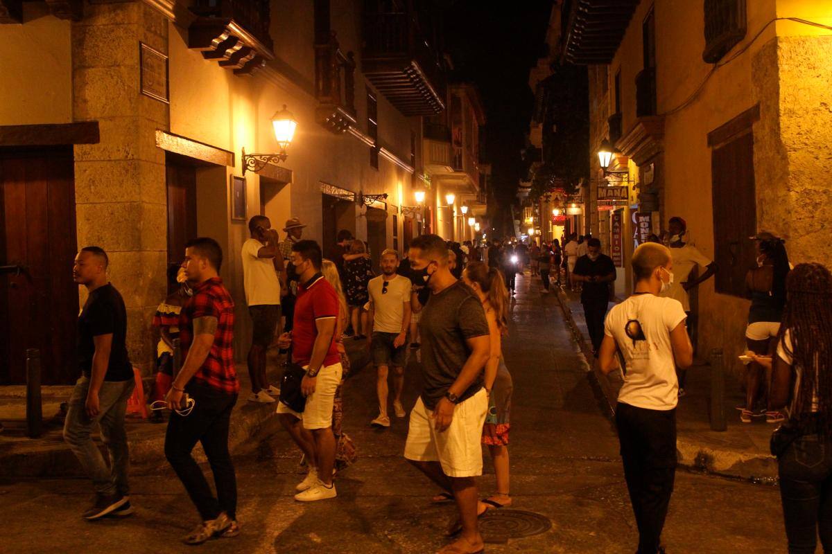 Para seguir reactivando a Cartagena, ocupación UCI debe bajar al 85%