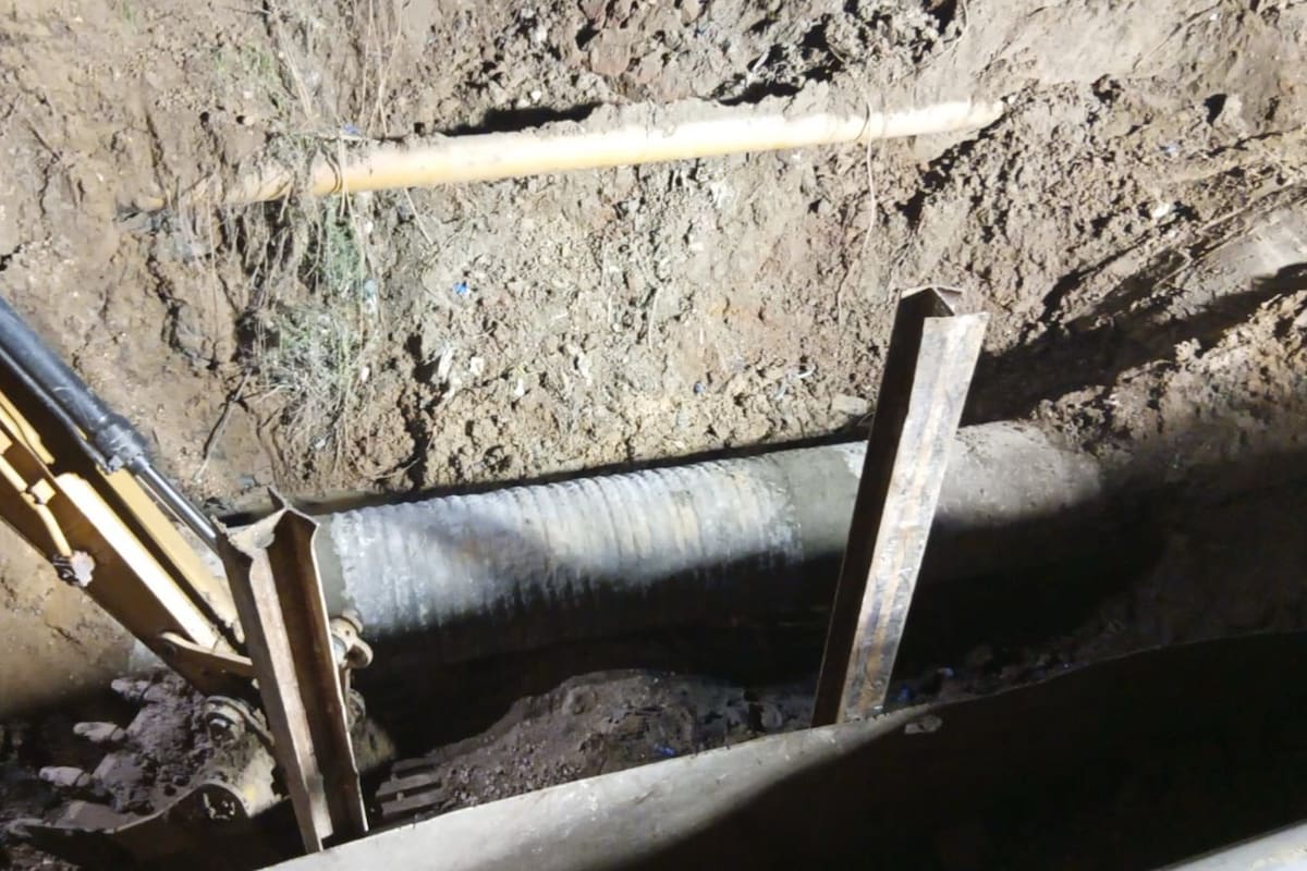 Servicio de agua en Cartagena comienza a normalizarse tras reparación de tubería