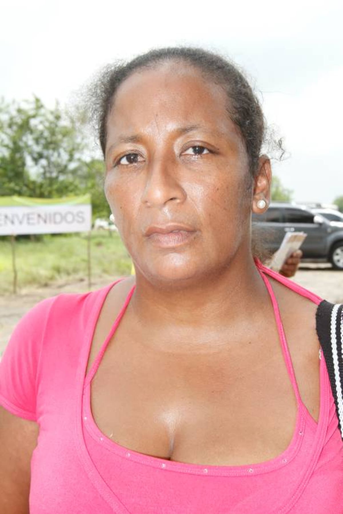 “Me siento contenta y agradecida con Dios. Después de 5 años de estar esperando ahora sé que tengo una casa y sobre ella puedo pedir una ayuda para arreglarla”: Adelina García.