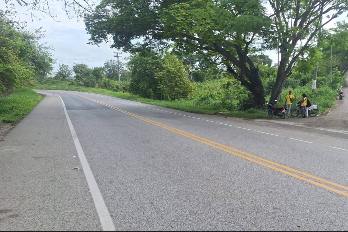 San Juan Nepomuceno: Lacides De León, de 79 años, falleció en fuerte accidente de moto