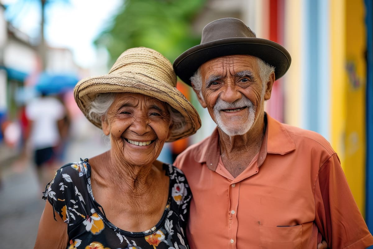Adultos mayores en pobreza: ya pueden inscribirse al nuevo subsidio