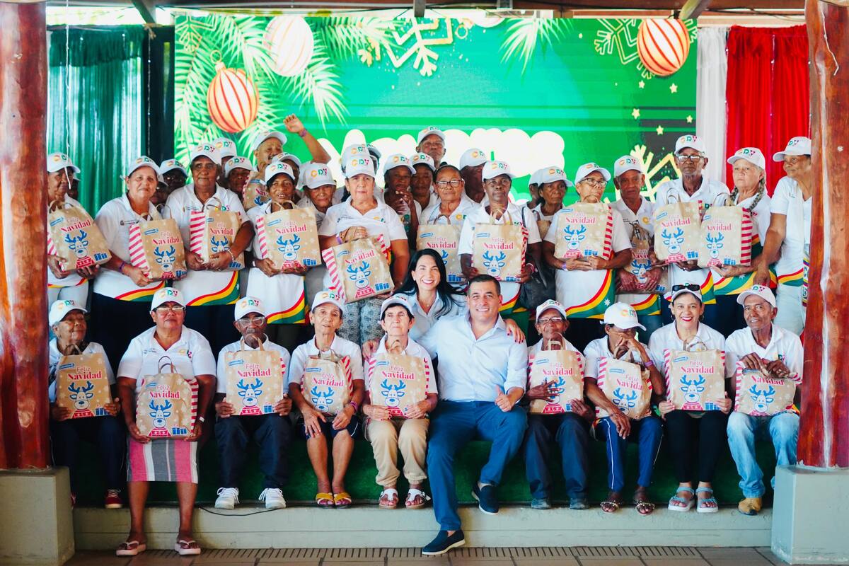 Homenaje a más de 600 adultos mayores en emotiva jornada social en Cartagena.//Foto: cortesía