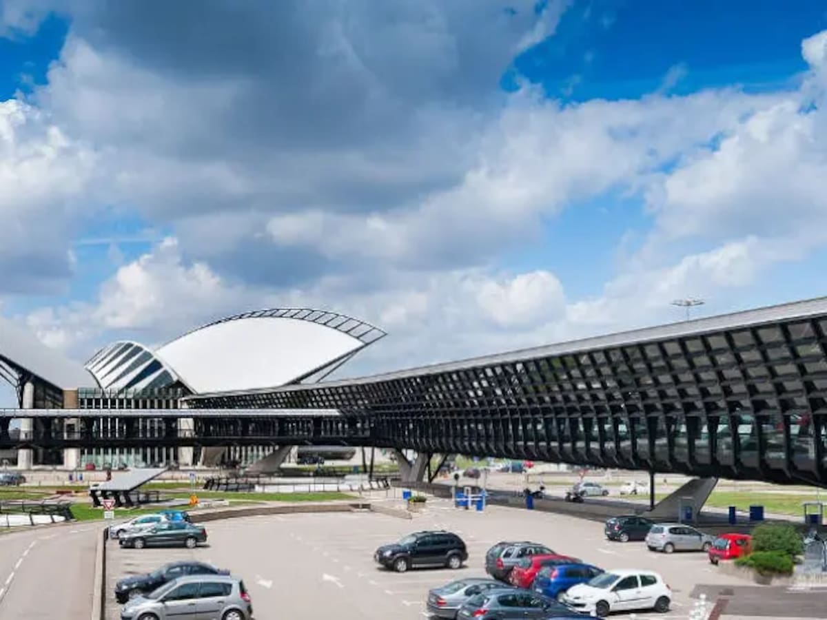 Aeropuerto de Lyon-Saint Exupéry (Francia) // Foto: Civitatis.