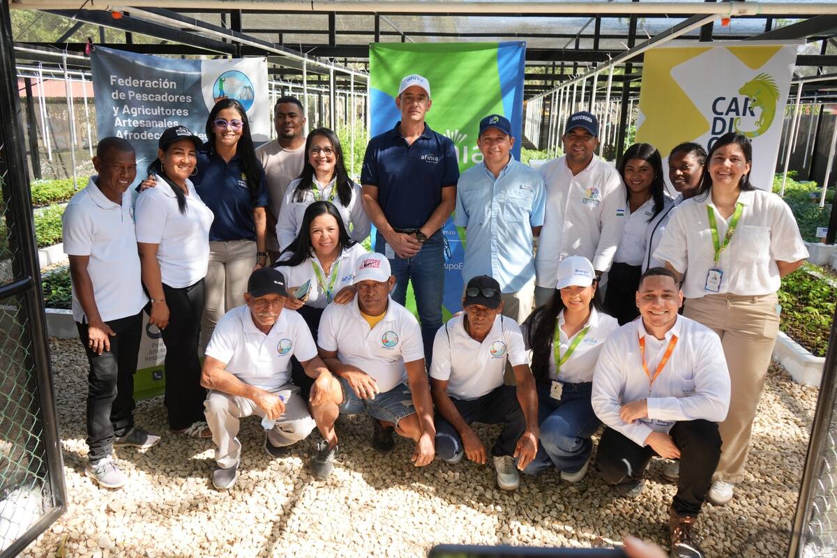 Afinia entrega dos megaviveros autosostenibles en Bolívar