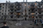 Ataque masivo de Rusia contra Kiev deja al menos 25 muertos