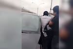 Video: director deportivo del Sporting Cristal es agredido por hinchas tras entrenamiento