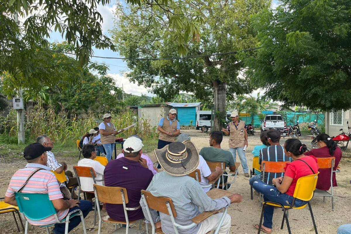 Productores de Bolívar reciben apoyo para transformar su agricultura