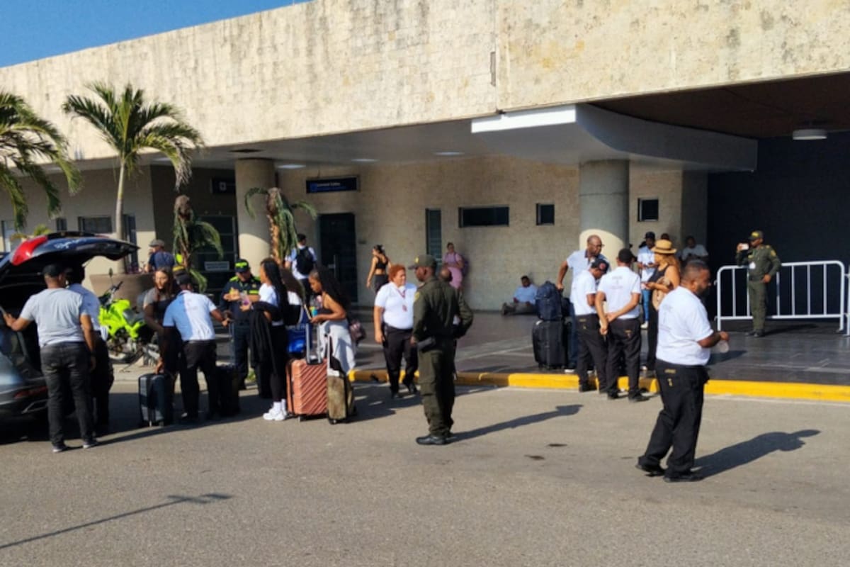 “No somos delincuentes”: Auxiliares de equipaje denuncian presuntos atropellos en aeropuerto de Cartagena