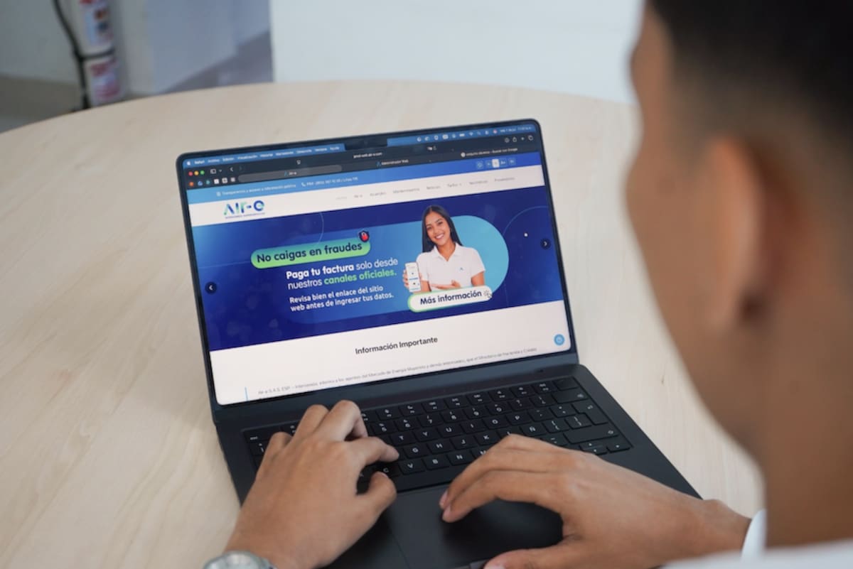 La empresa Air-e Intervenida anunció que la plataforma incorpora herramientas de accesibilidad que permiten personalizar el tamaño de la letra para facilitar la lectura y un sistema de audio que reproduce los contenidos en voz alta.//Cortesía Air-e.
