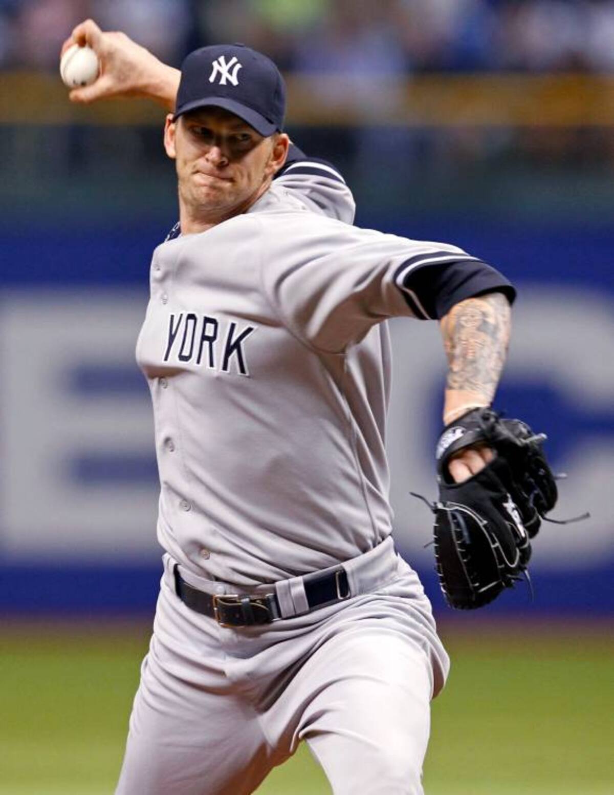 El lanzador derecho A.J. Burnett recibirá de los Piratas los 33 millones de dólares en salario que los Yanquis le deben por las campañas del 2012 y 2013. AP