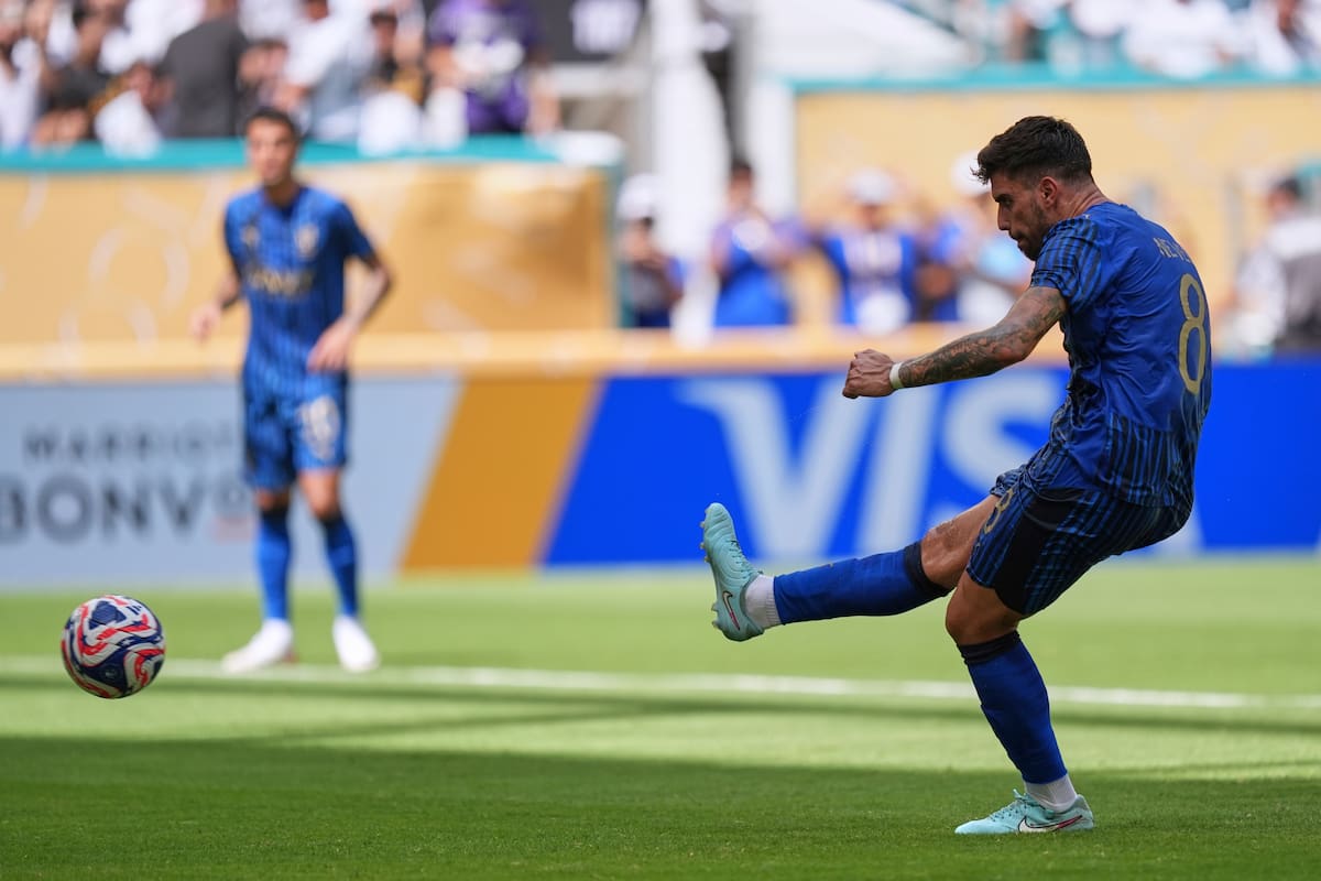 Rúben Neves anotó de penal el empate de Al Hilal sobre Real Madrid. //Foto, AP: Rebecca Blackwell