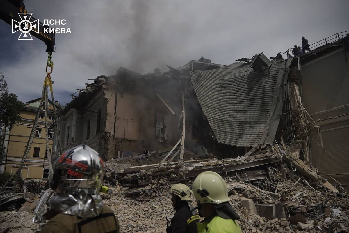 Ataque ruso a Kiev y otras ciudades dejó diez muertos y 35 heridos