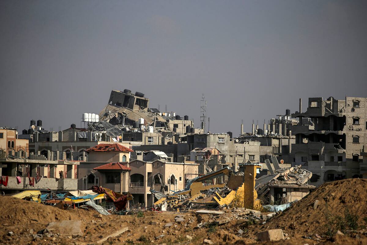 Edificios destruidos en el campo de refugiados de Al Bureij, franja central de Gaza. //EFE