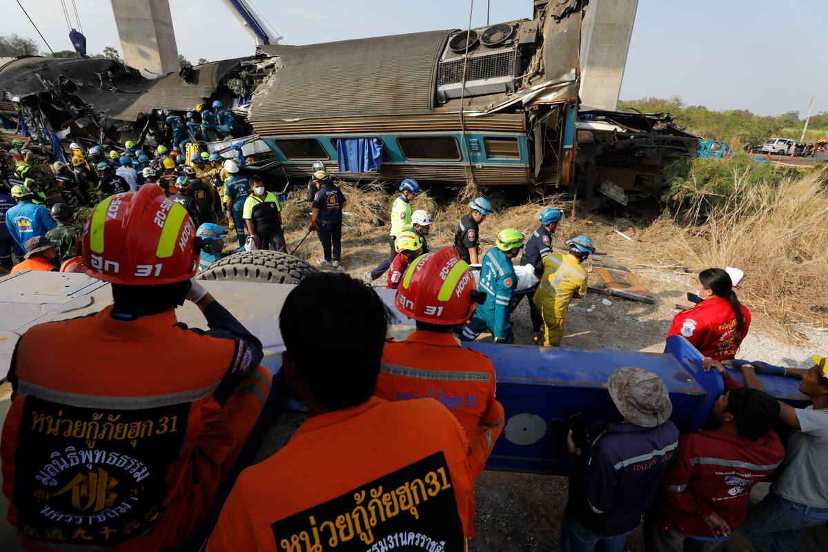 Fatal accidente de tren en Tailandia deja 32 fallecidos y más de 60 heridos