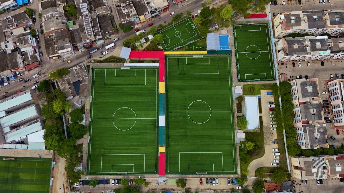 Más de 20.000 niños y niñas se beneficiarán de las obras de mejoramiento en el Templo del Fútbol Menor: Alameda La Victoria. // Foto Drone: Jorge Díaz - El Universal.