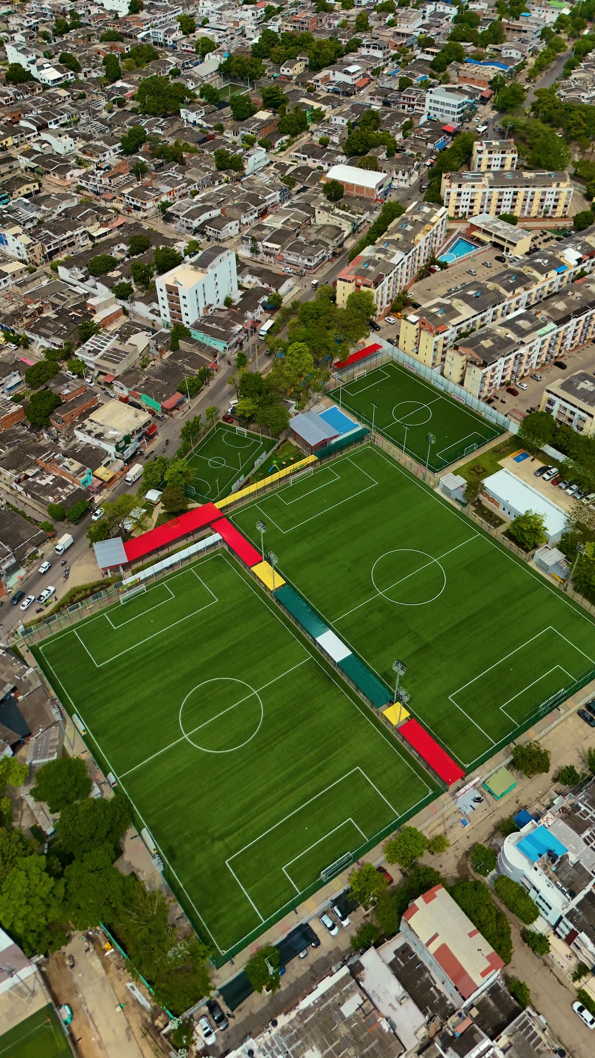 Las obras de mejoramiento en el Templo del Fútbol Menor: Alameda La Victoria, tuvo una inversión superior a los $10.500 millones. // Foto Drone: Jorge Díaz - El Universal.
