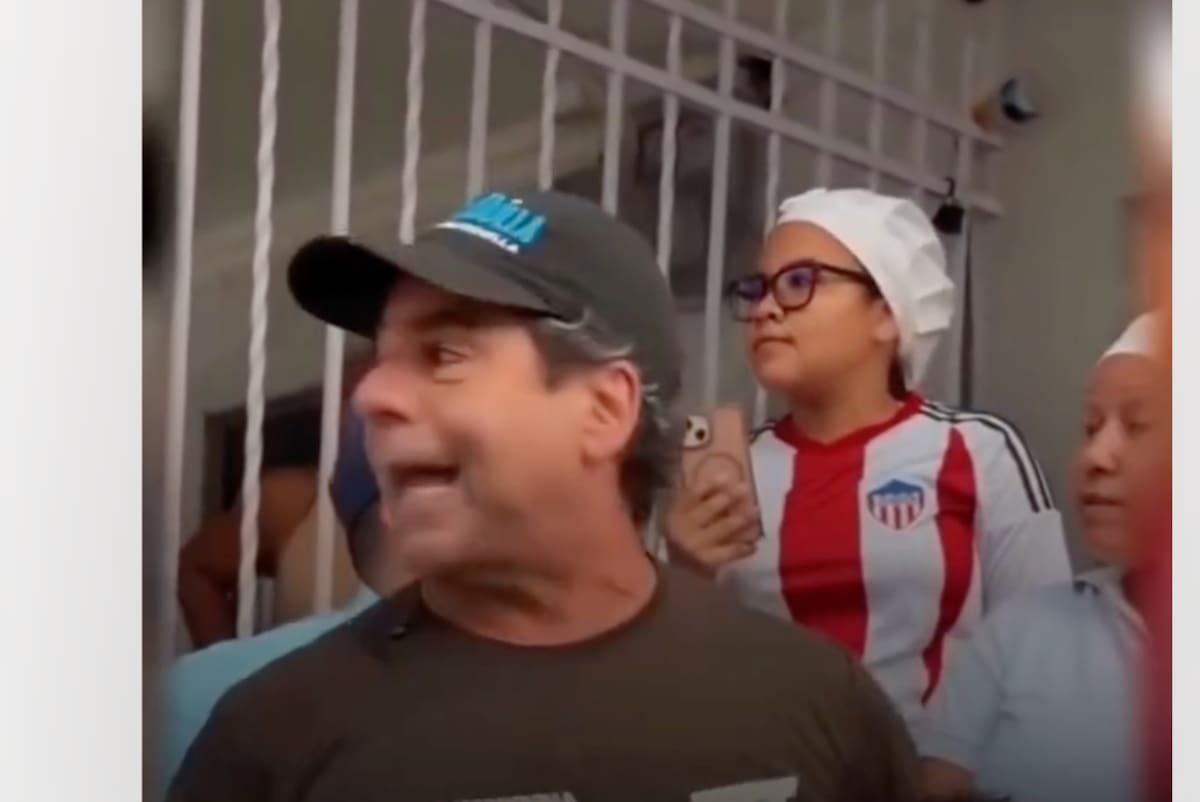 El alcalde Alejandro Char, critico la política de "Paz total" del presidente Gustavo Petro.//Cortesía Red de Cooperantes.