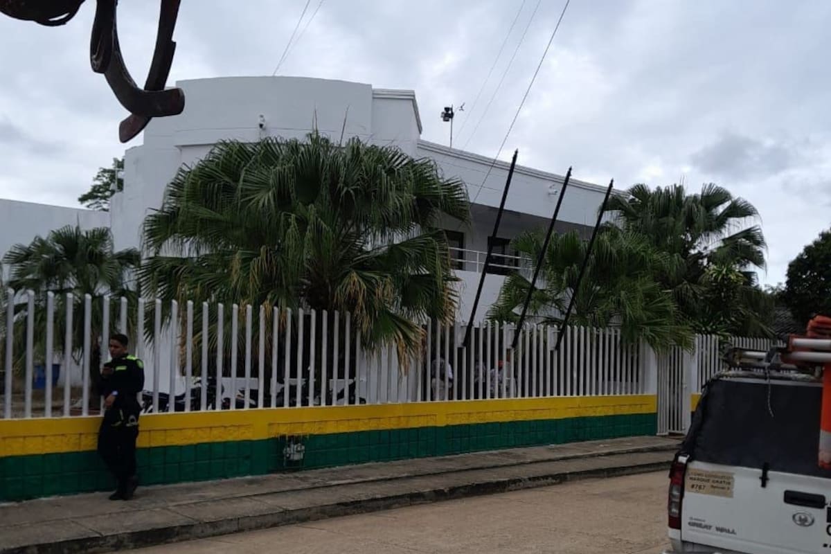 Desmantelan transformador ilegal en la Alcaldía de Arroyohondo