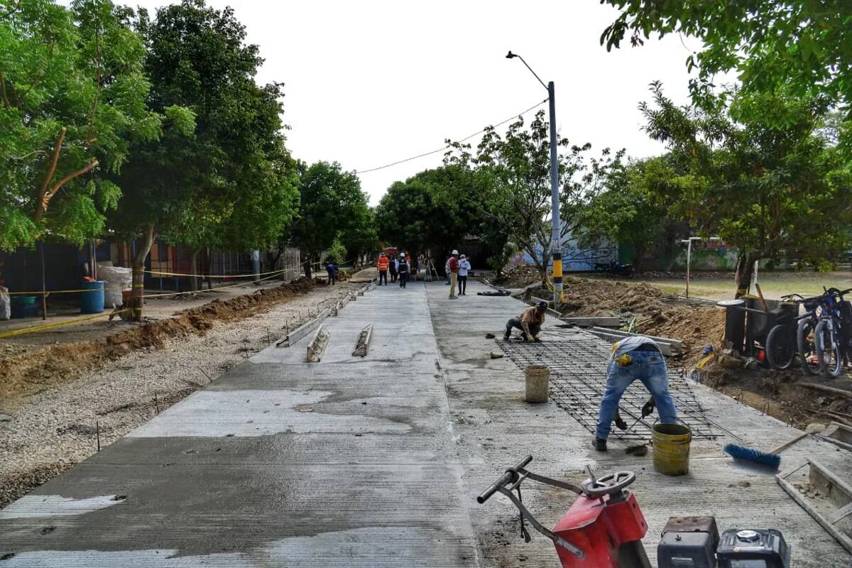 Obras en la Transversal 75. // Alcaldía de Cartagena