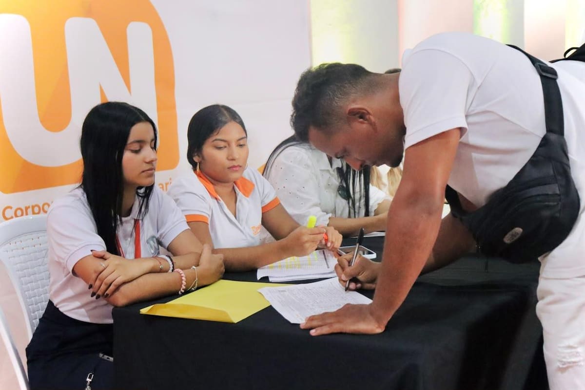 Los cursos se realizan en convenio con la Corporación Universitaria Rafael Núñez. // Cortesía - Alcaldía de Cartagena