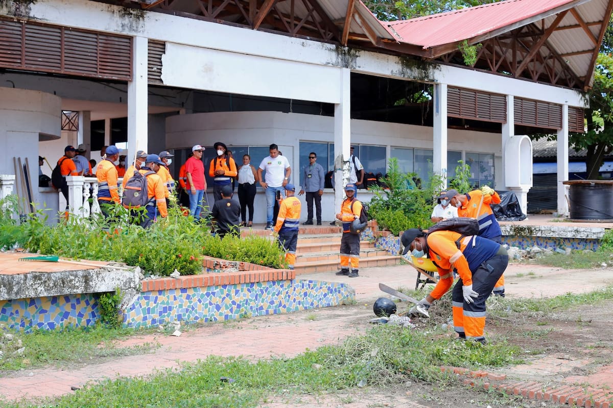 Alcaldía inicia recuperación del Parque de la Comida Caribeña en Cartagena. // Foto: Luis Herrán - EU
