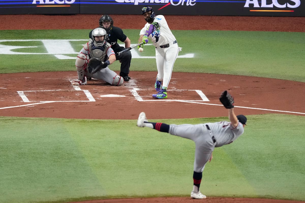 Rays y Guardians adelantaron el horario de su tercer juego de la Serie de Campeonato